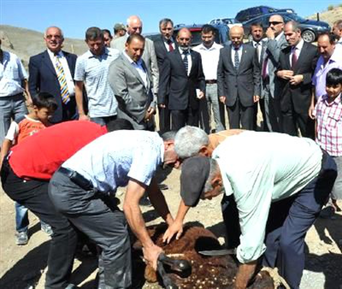 Aşağı Aktaş Köyü İlk Kez Vali Gördü
