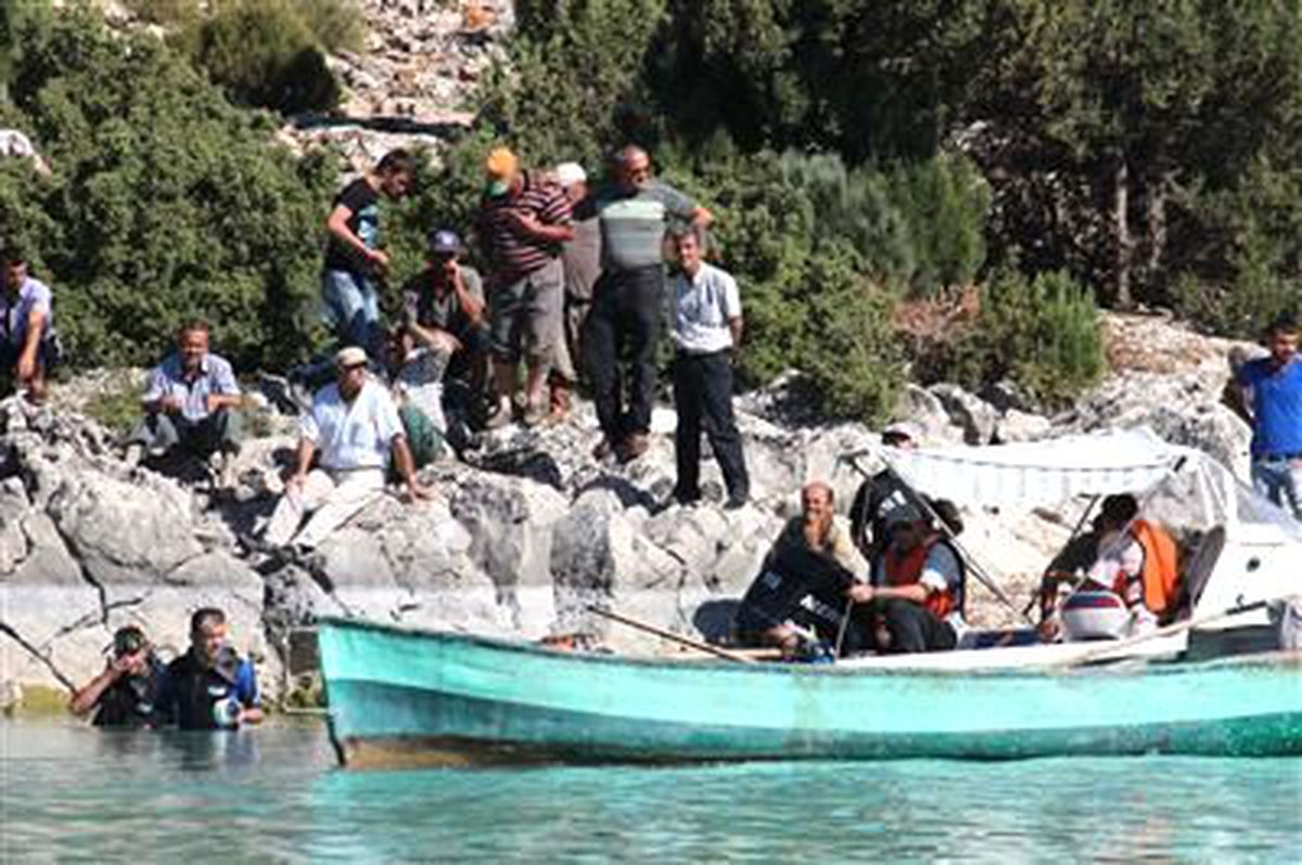 Balıkçı Teknesi Alabora Oldu: 1 Ölü
