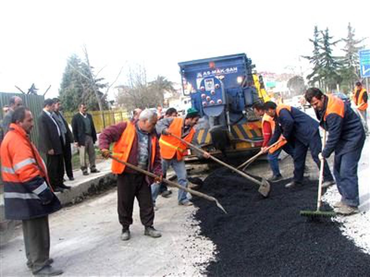 Büyükşehir Kendi Asfaltını Üretiyor
