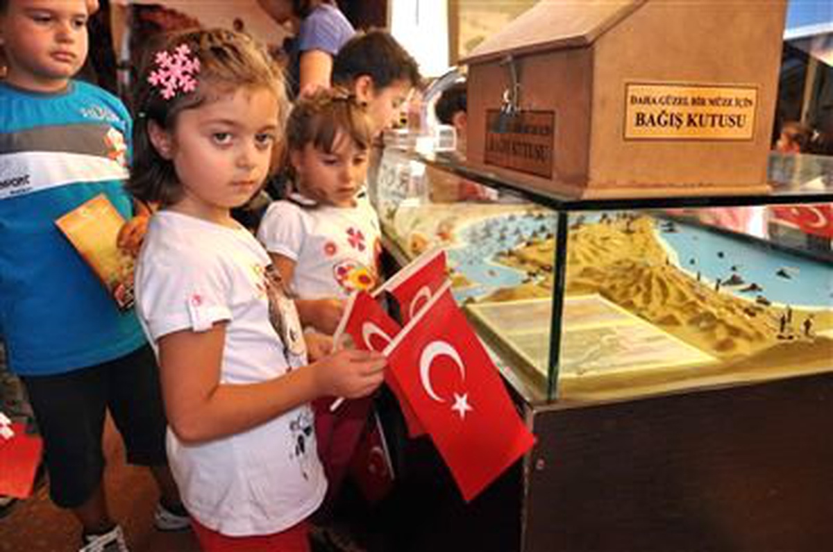Çanakkale 1915 Gezici Tır Müzesi Uşak\'ta