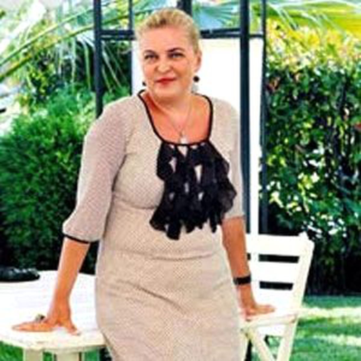 Dostları Sırtını Yere Getirmedi