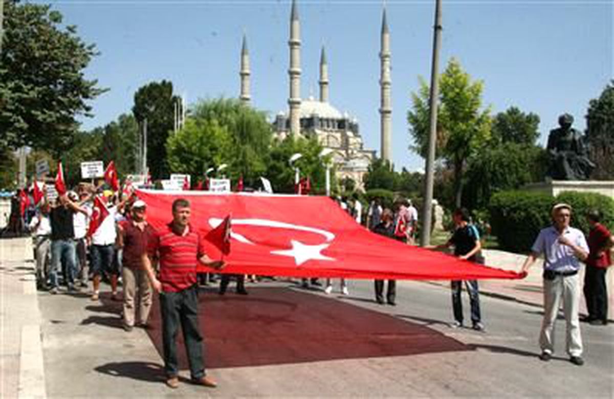 Edirne\'de Teröre Lanet Mitingi