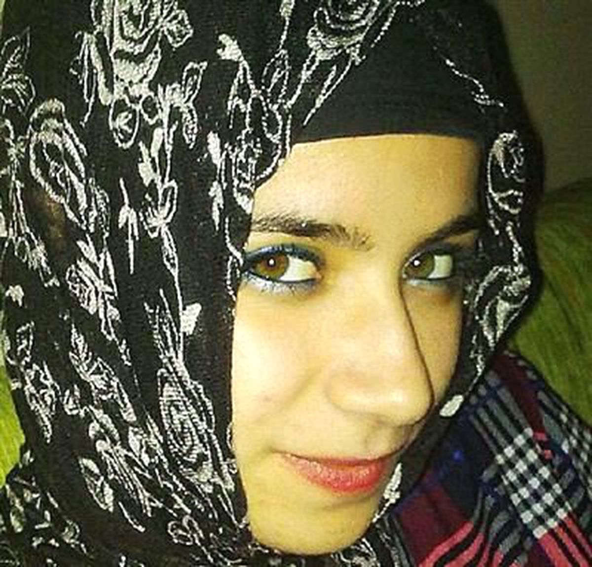 İmamın Kızı Ölüme Atladı