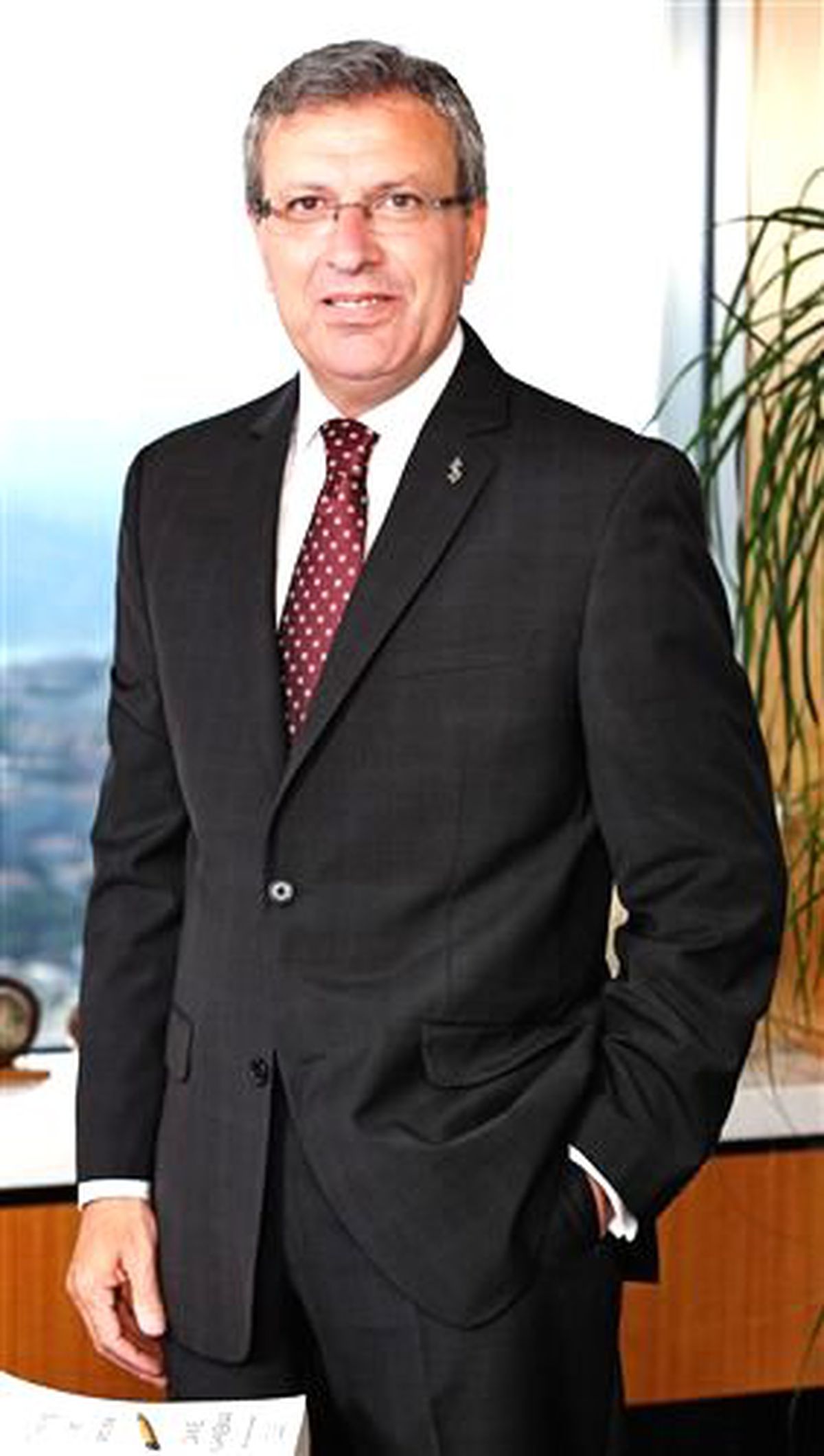 "165.6 Milyar TL\'lik Aktifle Türkiye\'nin En Büyük Bankasıyız"