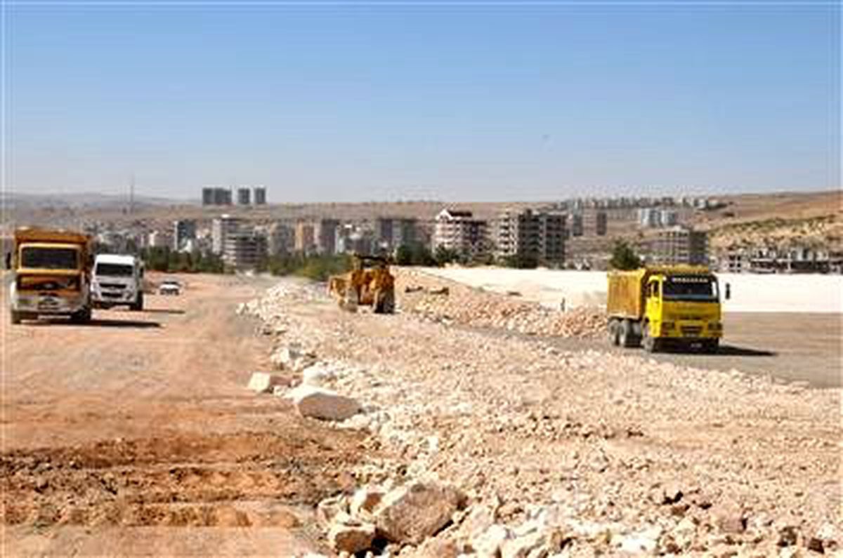 Karaköprü\'ye Yeni Bulvar Çalışmaları Devam Ediyor