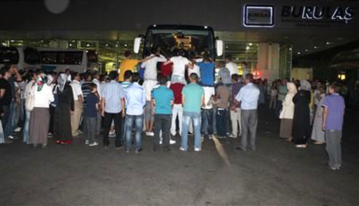 Mehmetçikler Davul Zurnayla Uğurlanıyor