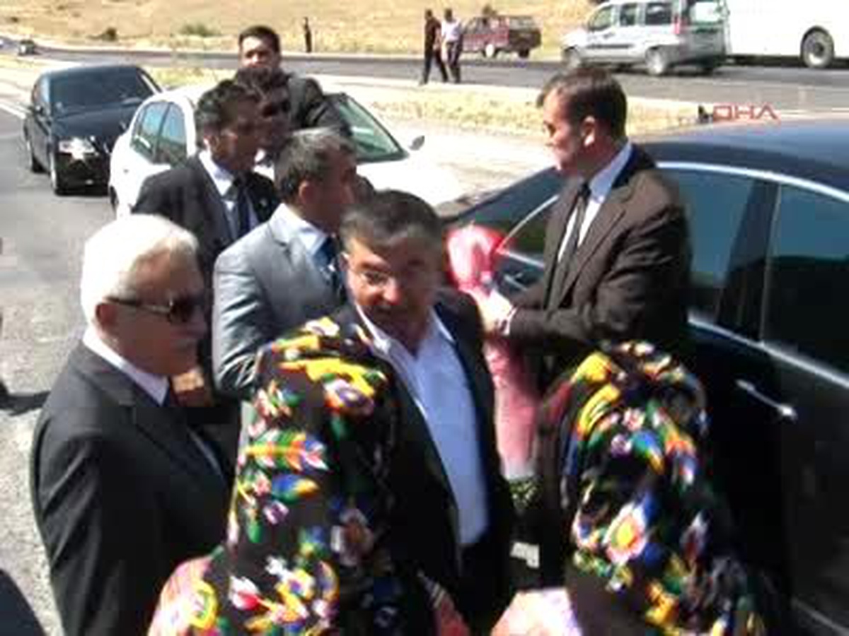 Milli Savunma Bakanı İsmet Yılmaz Sivas\'ta