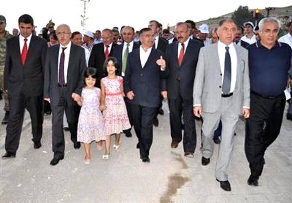 Milli Savunma Bakanı Yılmaz: Türkiye, 2023\'de Dünyanın 10\'ncu Büyük Ekonomisi Olacak (2)
