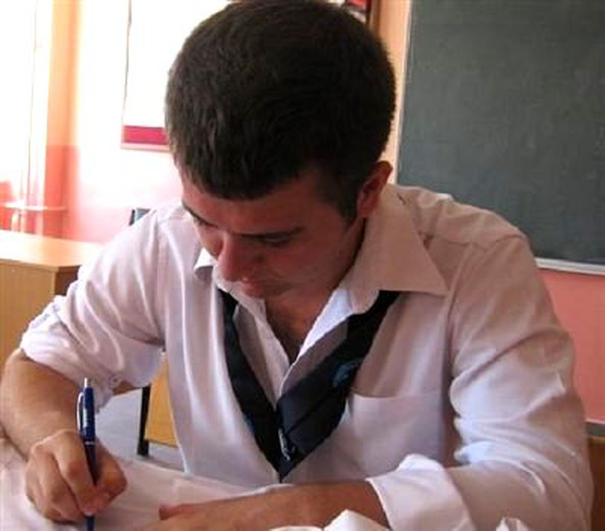 Sınavda Pet Şişeye İşeyen Genç, Üniversiteye Girdi
