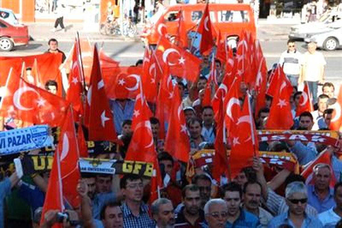 Uşak\'ta Terör Lanetlendi
