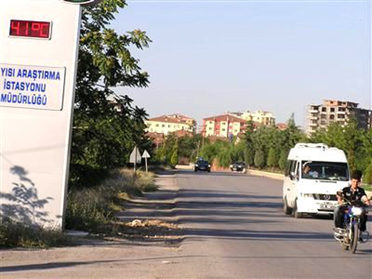 Yükselen Sıcaklıkların Hafta Ortasında Düşmesi Bekleniyor