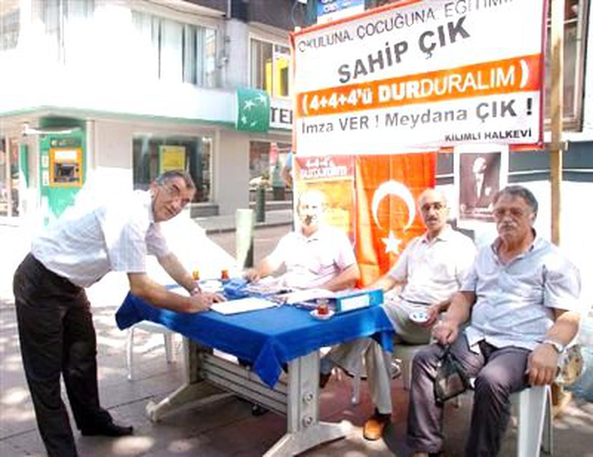 Zonguldak\'ta \'4+4+4\' Eğitim Sistemine Karşı 3 Bin İmza