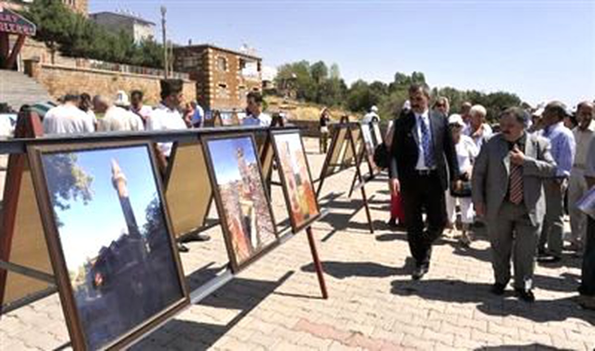 Ahlat Kültür Şenlikleri\'ne Renkli Kapanış