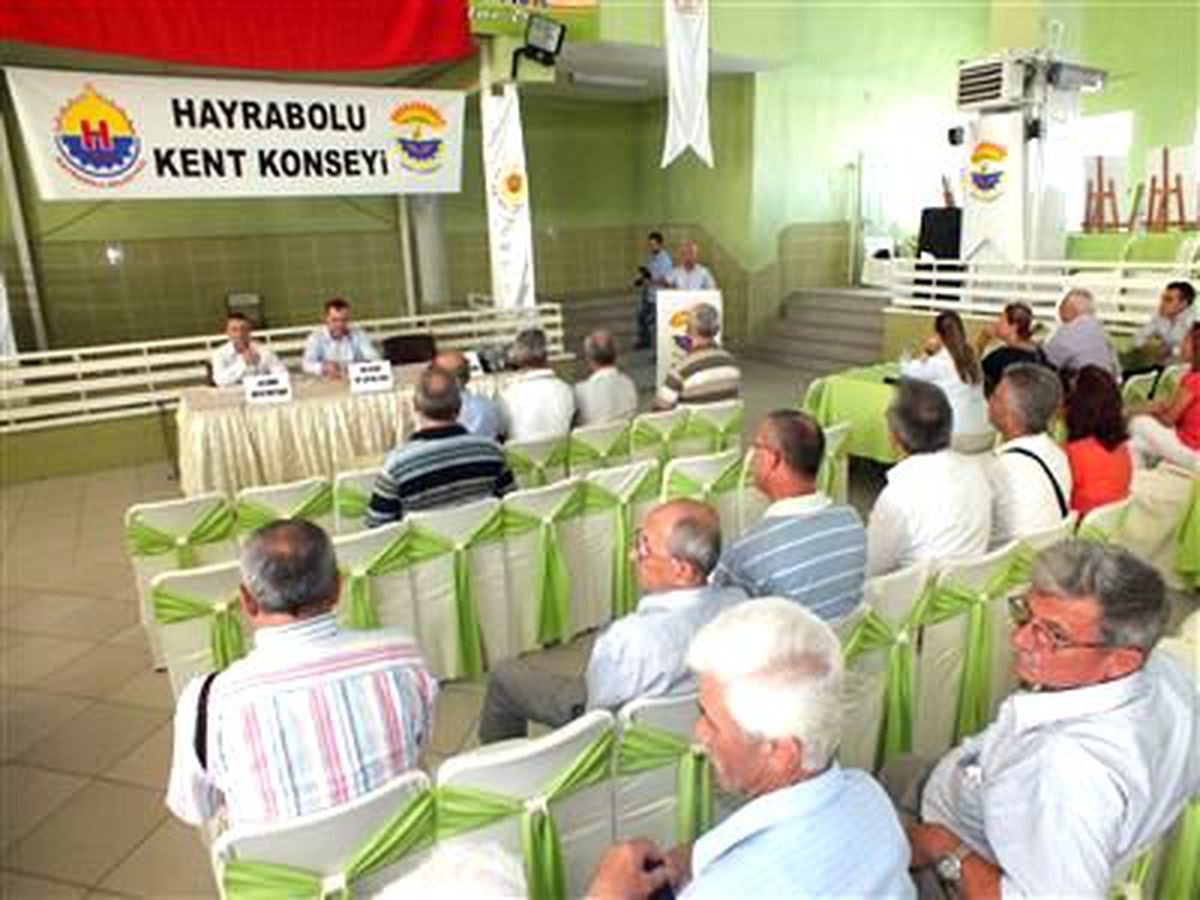 "Büyükşehir Belediyesine Evet Ama Belde Belediyeleri Kapatılmasın ve Köy Tüzel Kişilikleri...