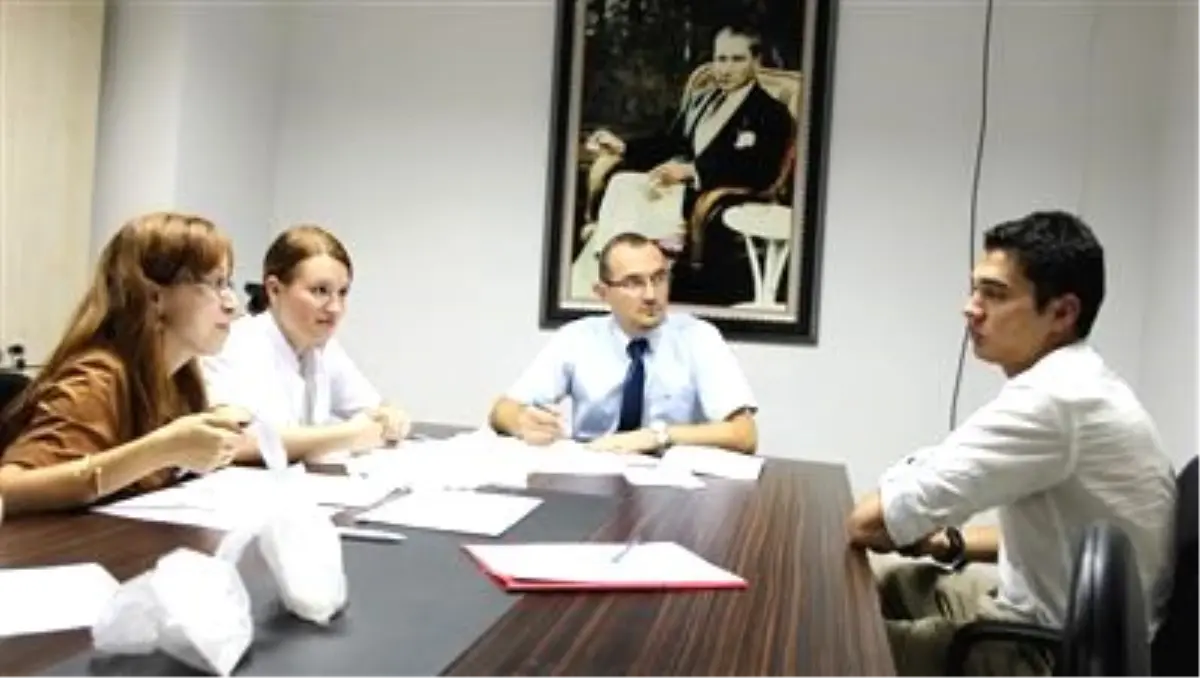 Kâtip Çelebi'ye Uluslararası Öğrencilerden Yoğun İlgi