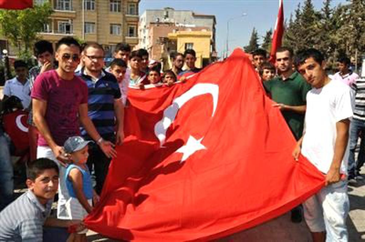 Motosikletli Gençlerden Terör Protestosu