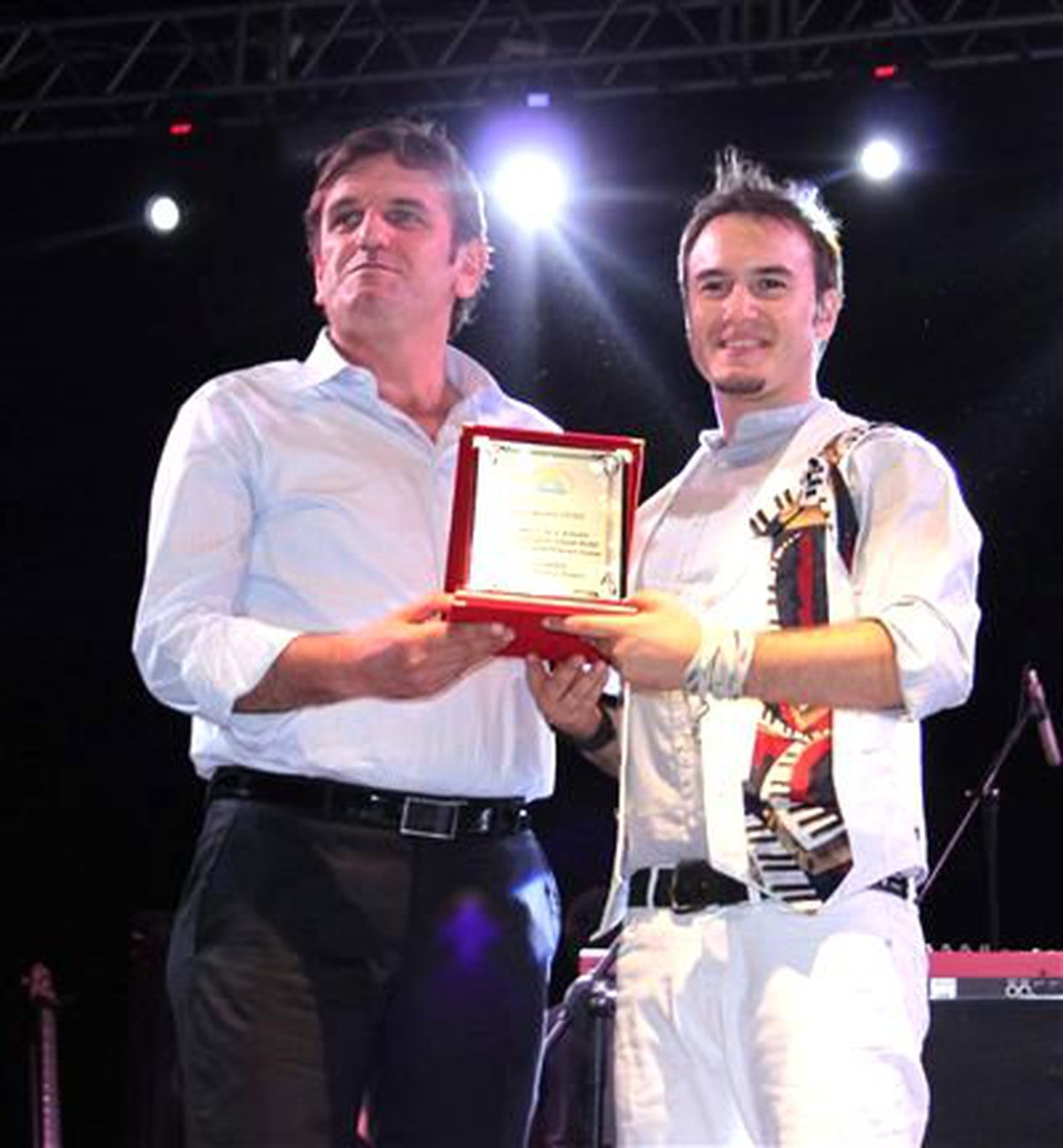 Mustafa Ceceli\'den Konser