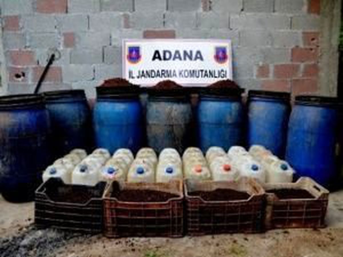 Adana\'da Sahte Rakı Operasyonu