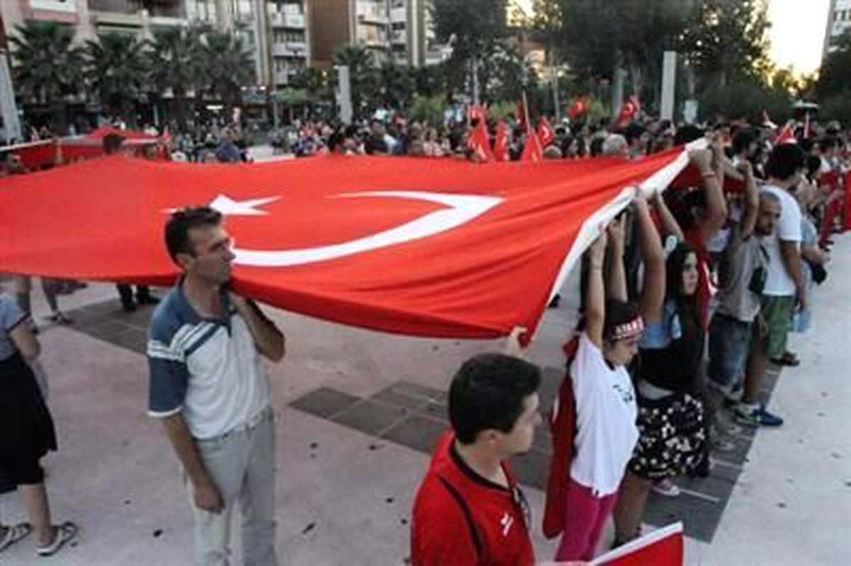 Çanakkale\'de \'Teröre Tepki\' Yürüyüşü