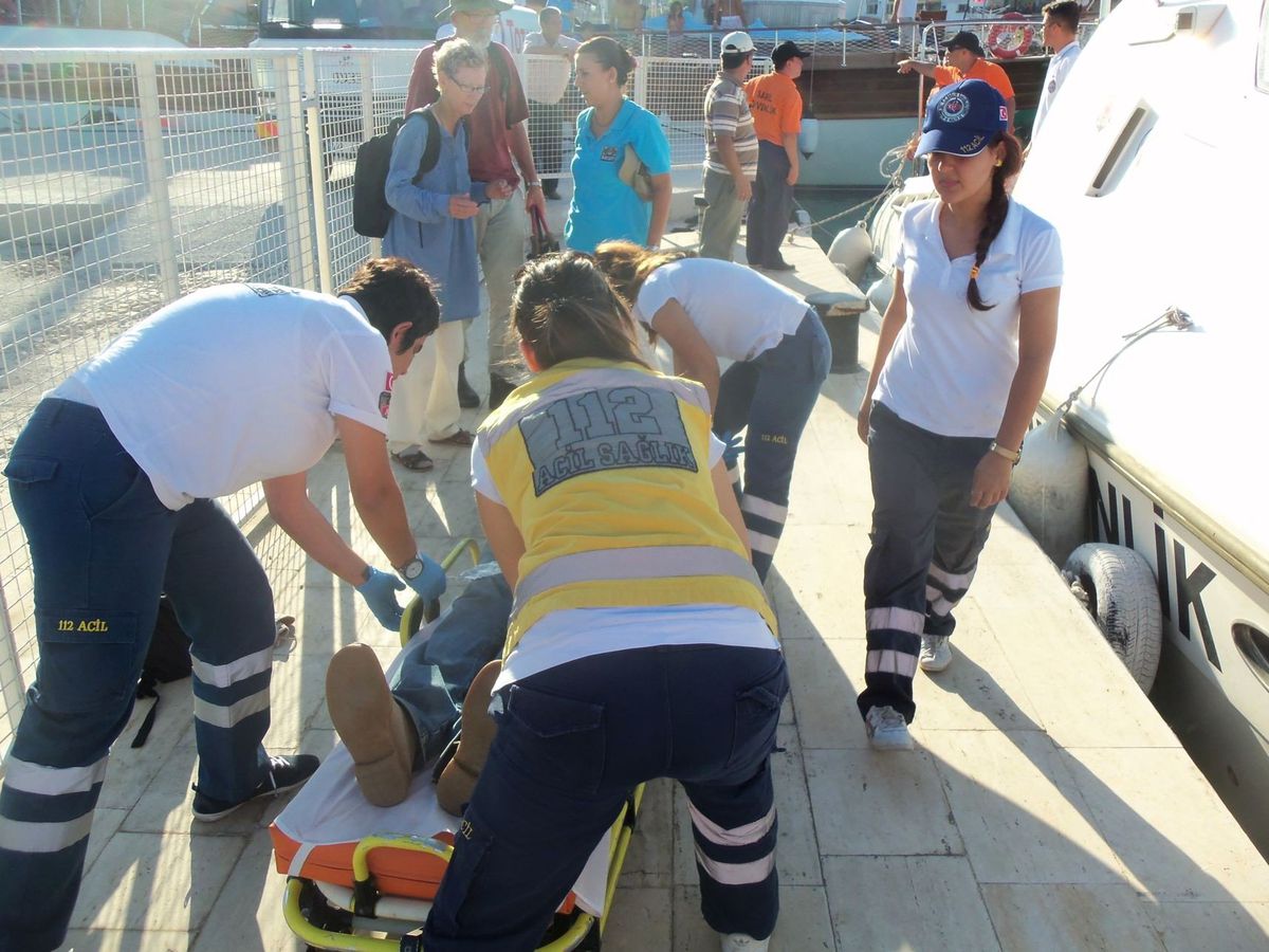 Datça Kindos\'ta Kaybolan İsveçli Turisti Sahil Güvenlik Kurtardı