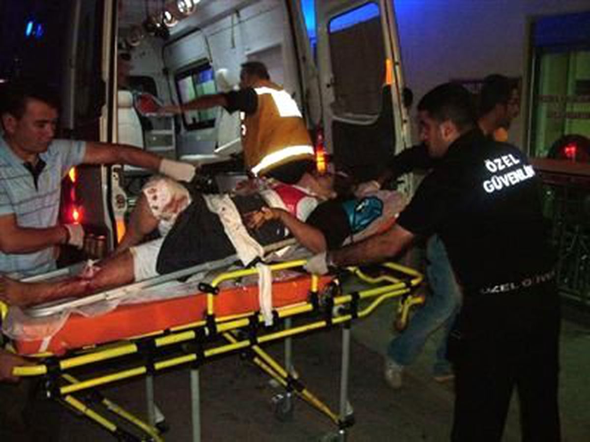 Düğün Dönüşü Kaza: 1 Ölü, 12 Yaralı