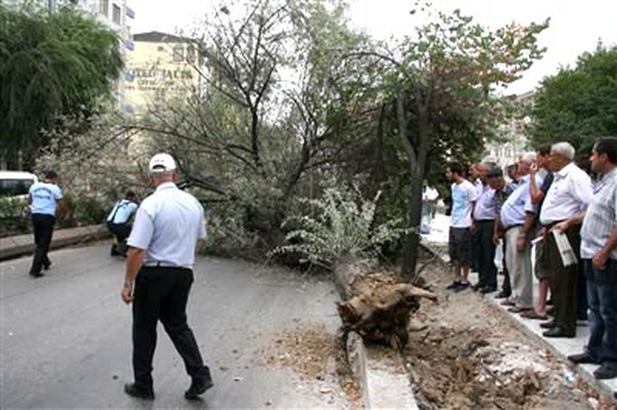 Edirne Bunaltıcı Sıcakların Ardından Serin Havanın Etkisine Girdi