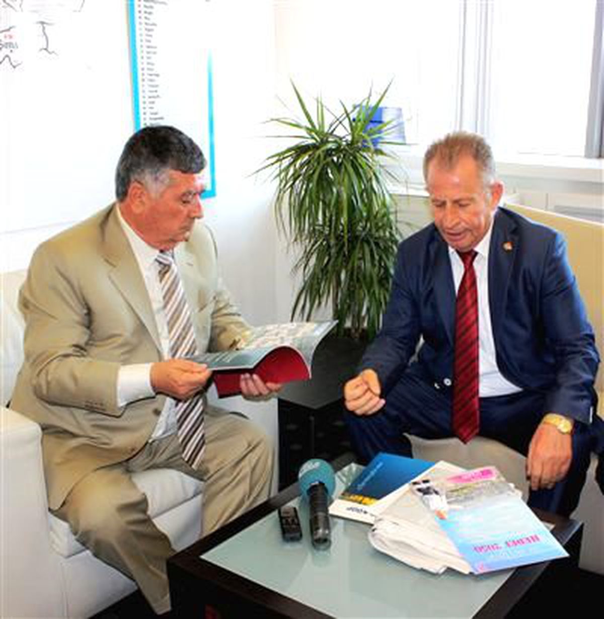 Ege-Koop Genel Başkanı Aslan\'ın CHP Ziyareti