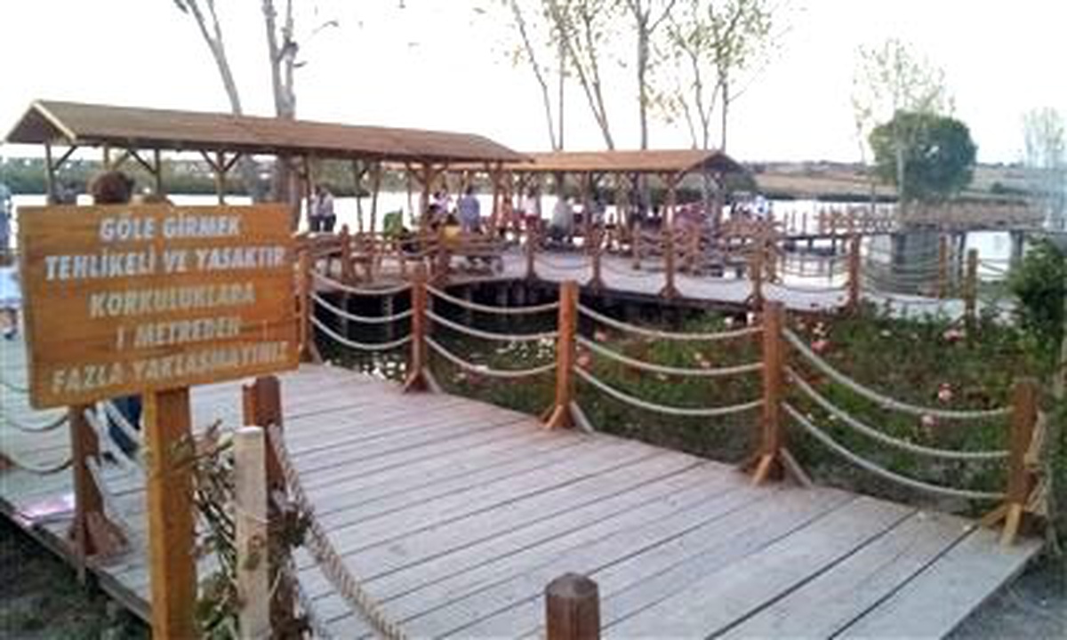 Gölbaşı Parkı Vatandaşların Akınına Uğruyor