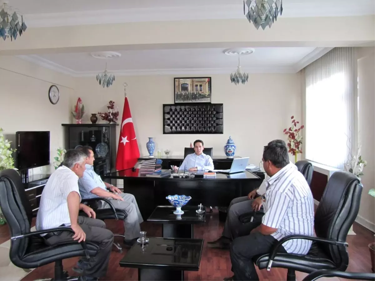 Hisarcık\'ta Muhtarlardan Kaymakam Osmanoğlu\'na \'Hayırlı Olsun\' ziyareti