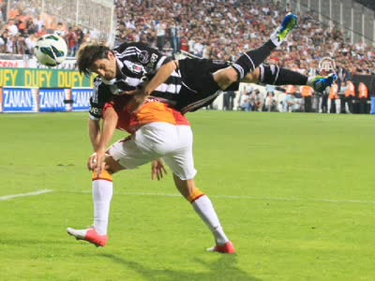 Kartal Kaçtı, Aslan Yakaladı