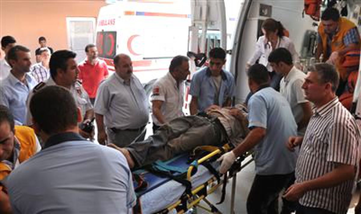 Nusaybin\'de Trafik Kazası: 2 Ölü, 3 Yaralı