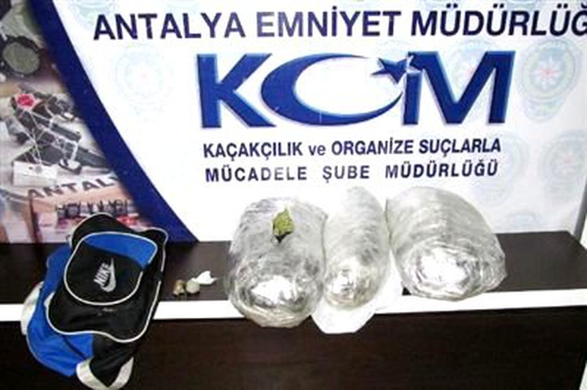 Polis Kontrolünden Kurtulmak İçin Öncü Araç Kullanmışlar