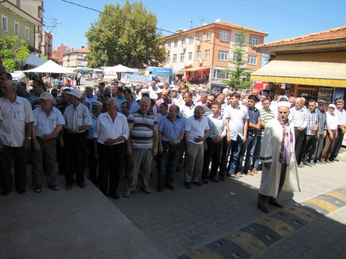 SP Hisarcık İlçe Teşkilatı\'nca Şehitler İçin Gıyabi Cenaze Namazı Kılındı