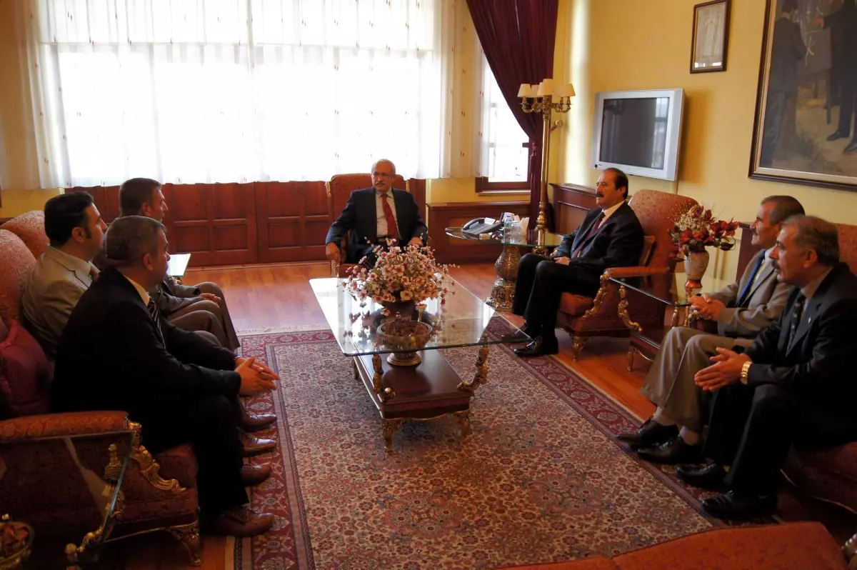 Sesob\'tan Vali Kemelek\'e Ziyaret