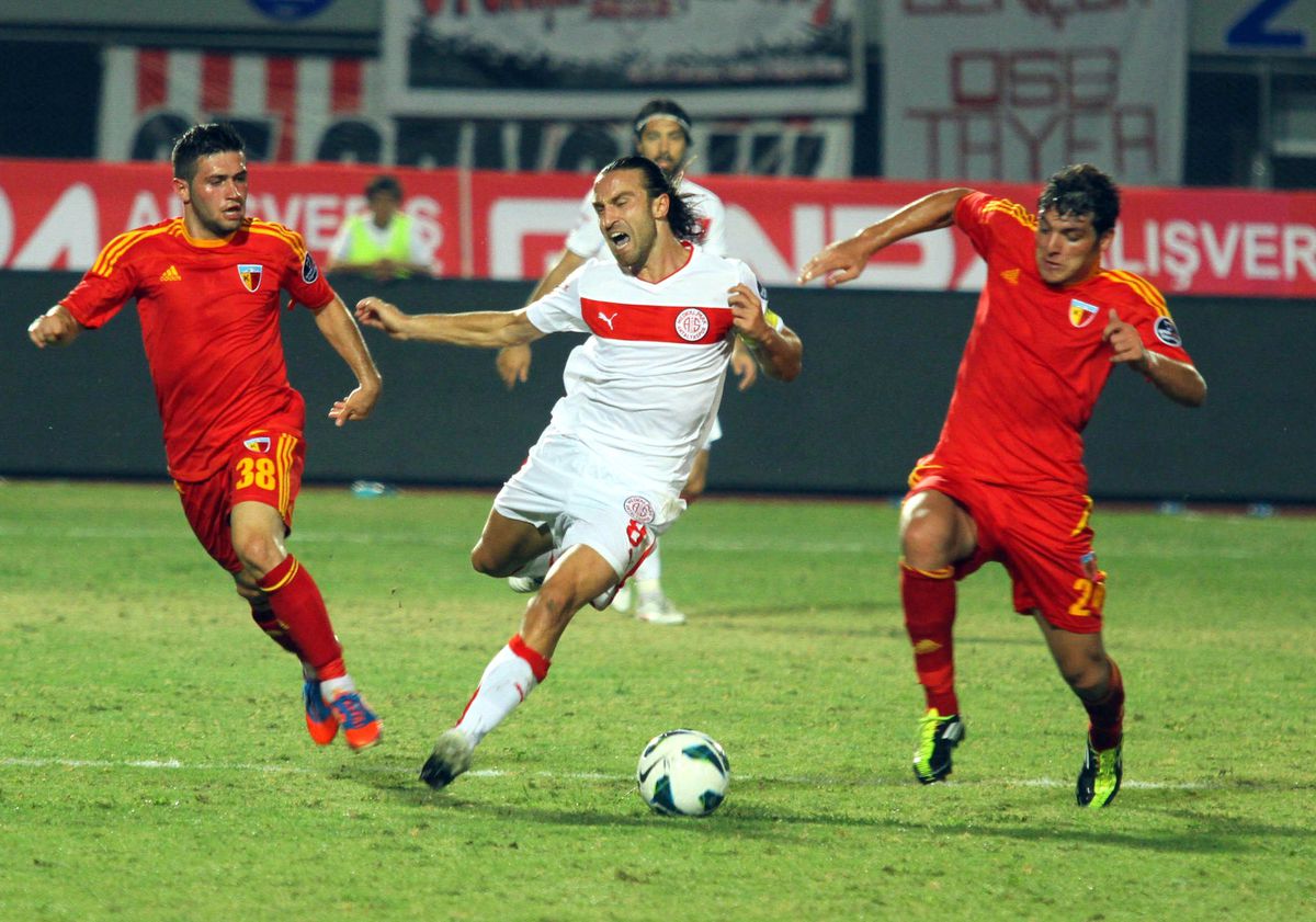 Antalyaspor, Kayserispor\'u Mağlup Etti