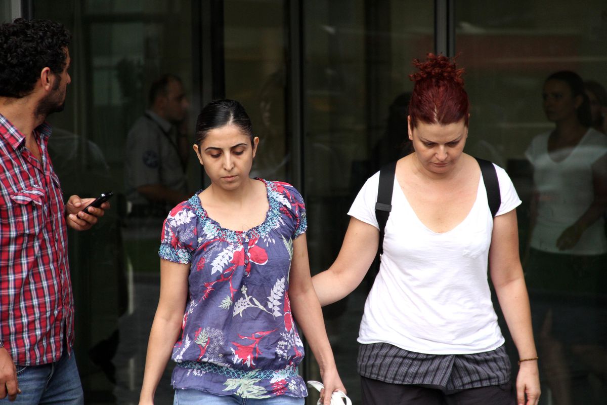 Suriye\'de Kaçırılan Gazetecinin Eşi Nural Ünal: "Şiddete Maruz Kalmış"