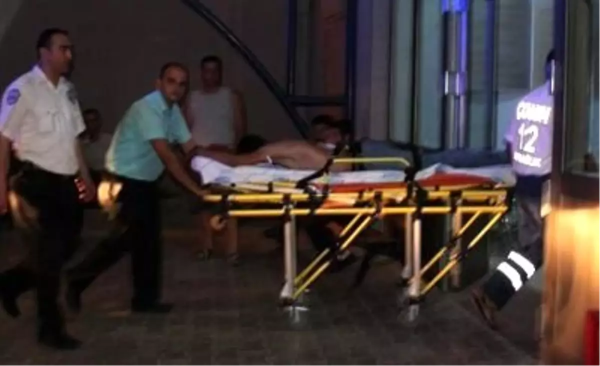 Yol Verme Kavgası Hastanede Bitti