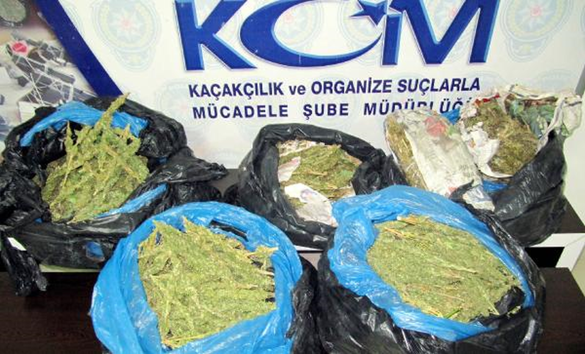 Zehir Tacirleri Nefes Kesen Kovalamacayla Yakalandı