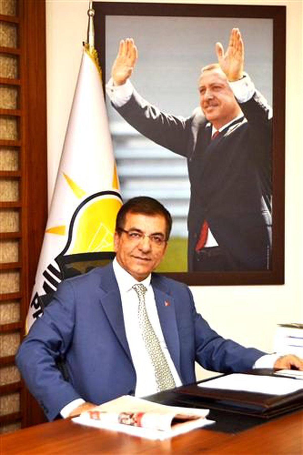 AK Parti\'den Zafer Bayramı Mesajı