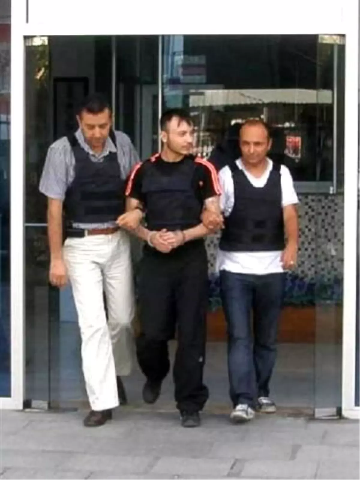 Aranan Cinayet Şüphelisi Yakalandı