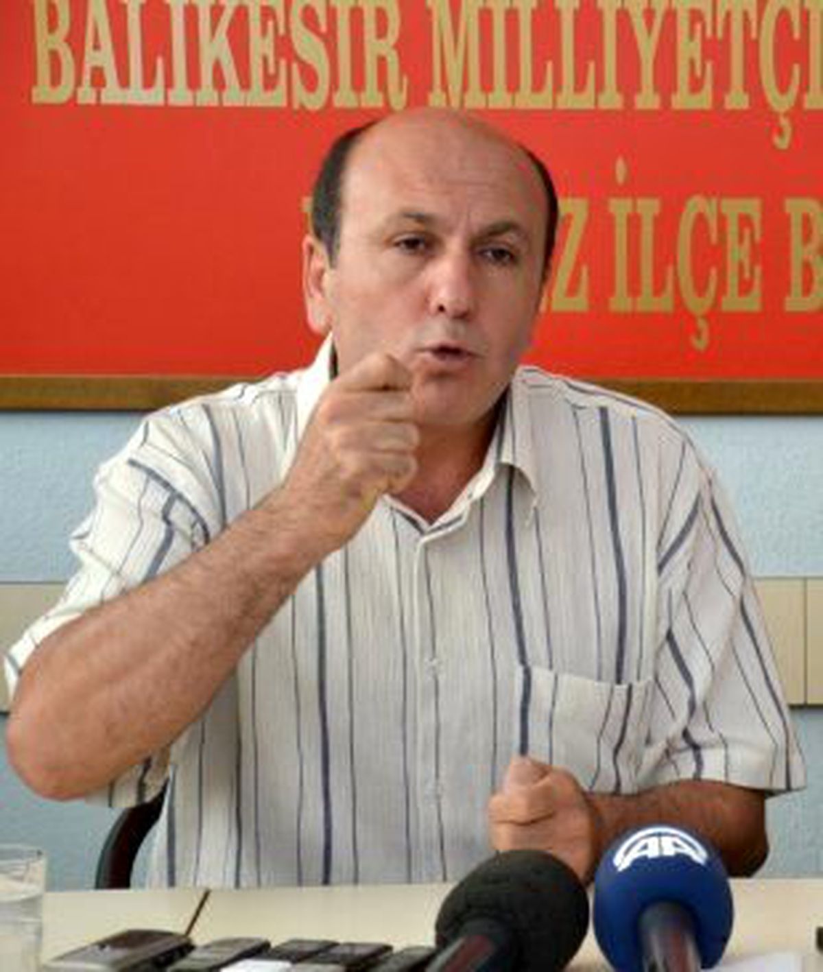 Balıkesir Belediye Başkanı Ok\'tan, Terim\'e Destek