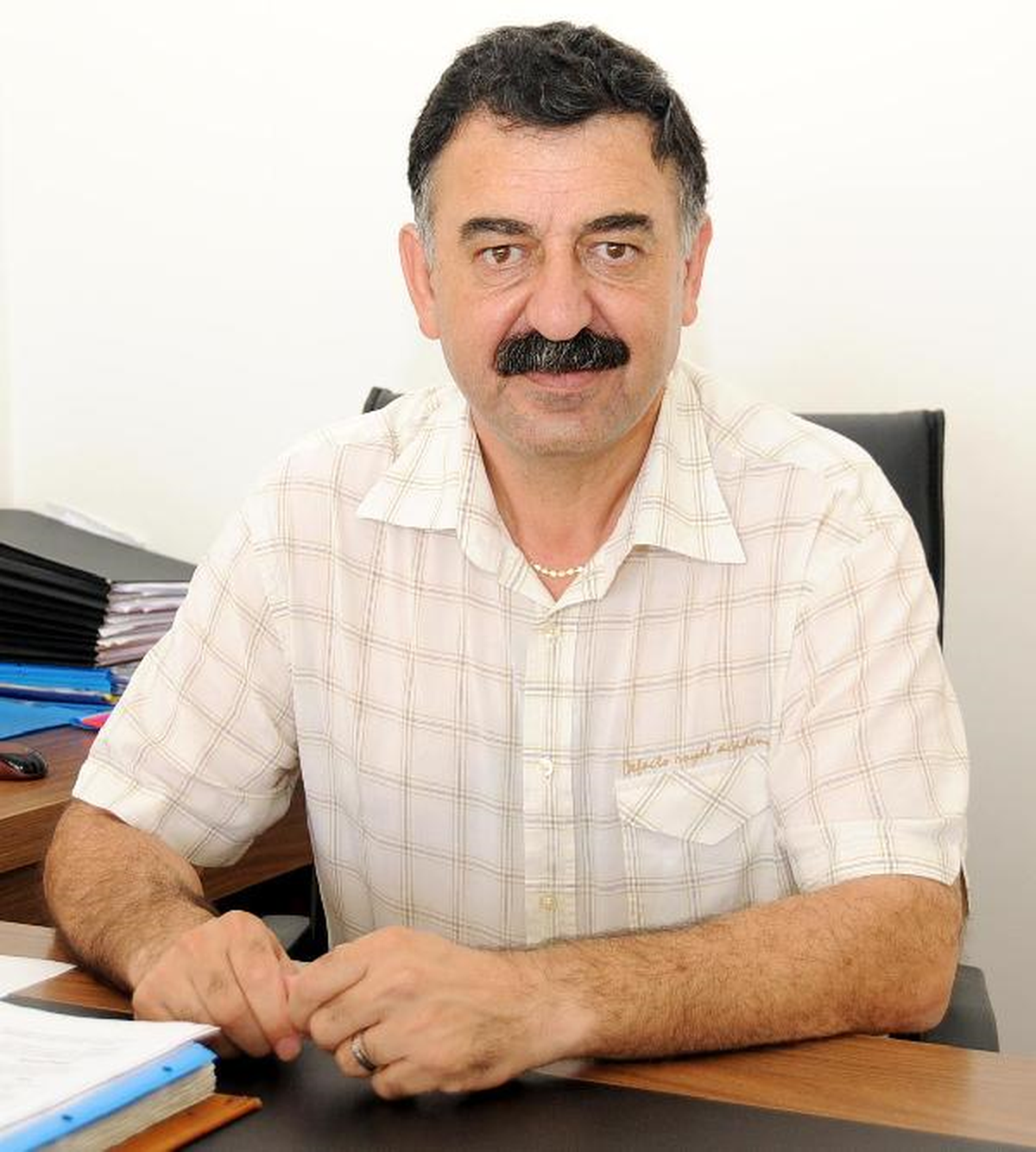 Basit Sera Nedeniyle 3 Milyon Ton Domates Çöpe Gidiyor