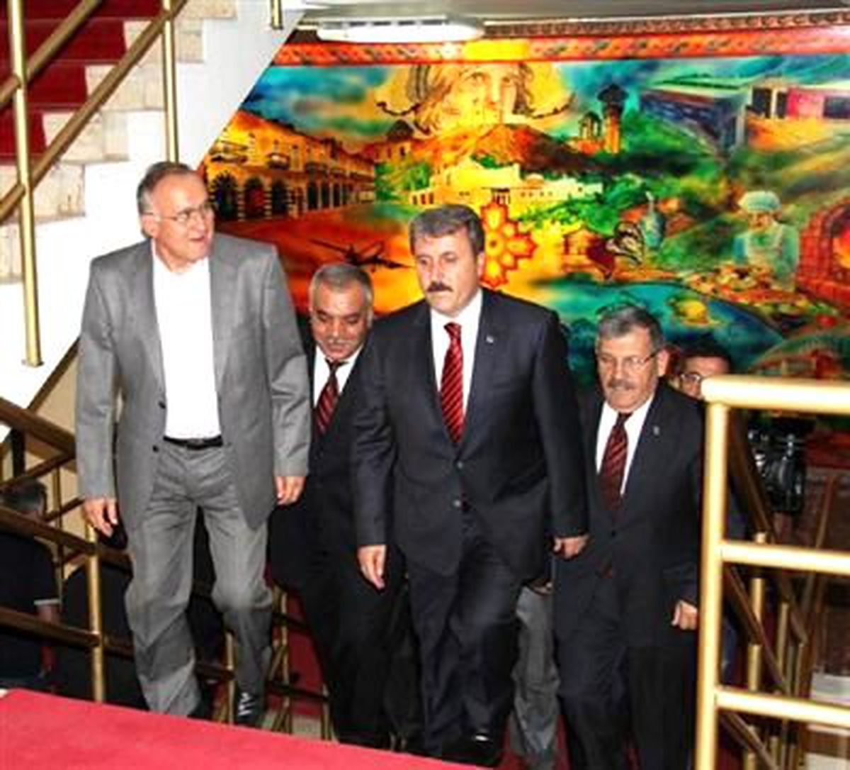 BBP Lideri Destici: Bu Millet PKK\'ya Pabuç Bırakmaz