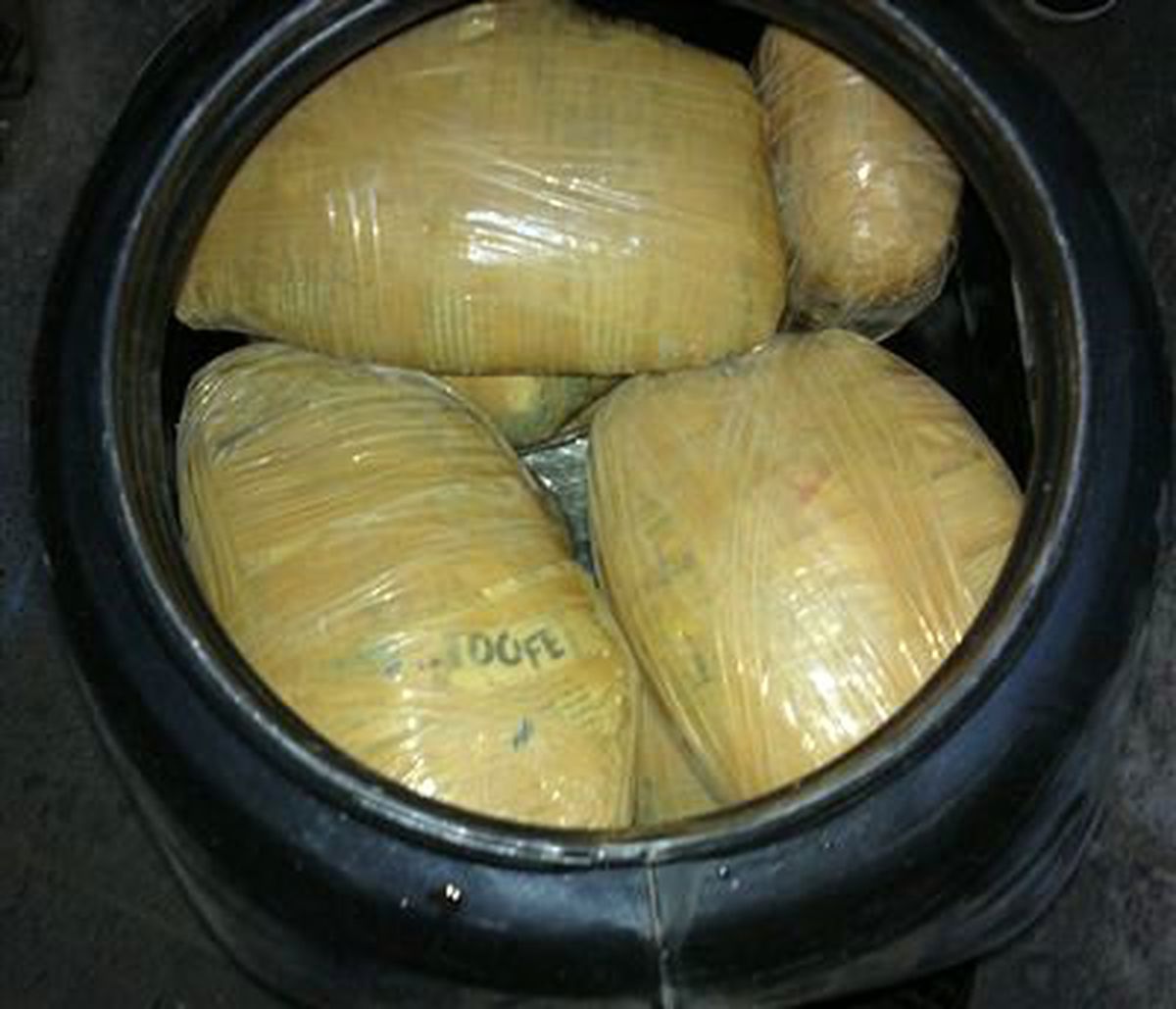 Çürük Karpuzların Altından 200 Kilo Uyuşturucu Çıktı