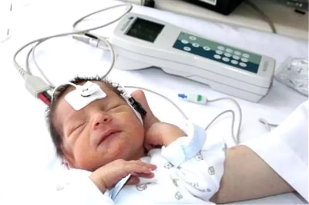 Denizli Devlet Hastanesi Başhekimi Canural.'Bebekte İşitme Kaybına Geç Tanı Konulması, Kalıcı...