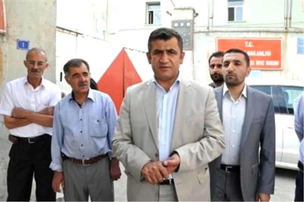 Hakkari Cezaevi\'nde Siyasi Tutuklular Yangın Çıkardı (3)
