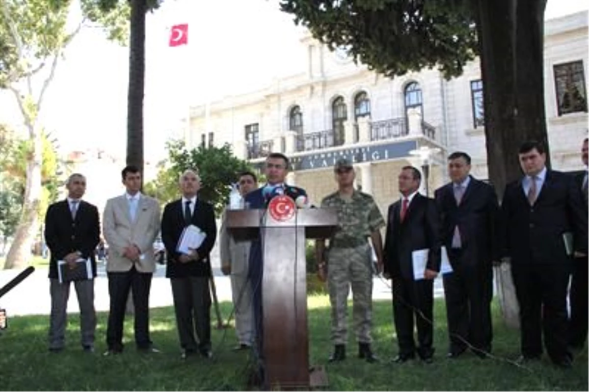 Hatay Valisi Lekesiz\'in Açıklamaları