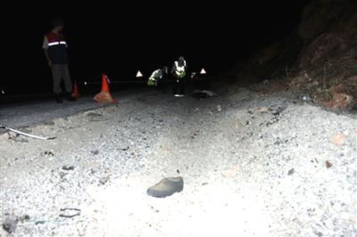 Korkuteli\'nde Trafik Kazası: 2 Ölü