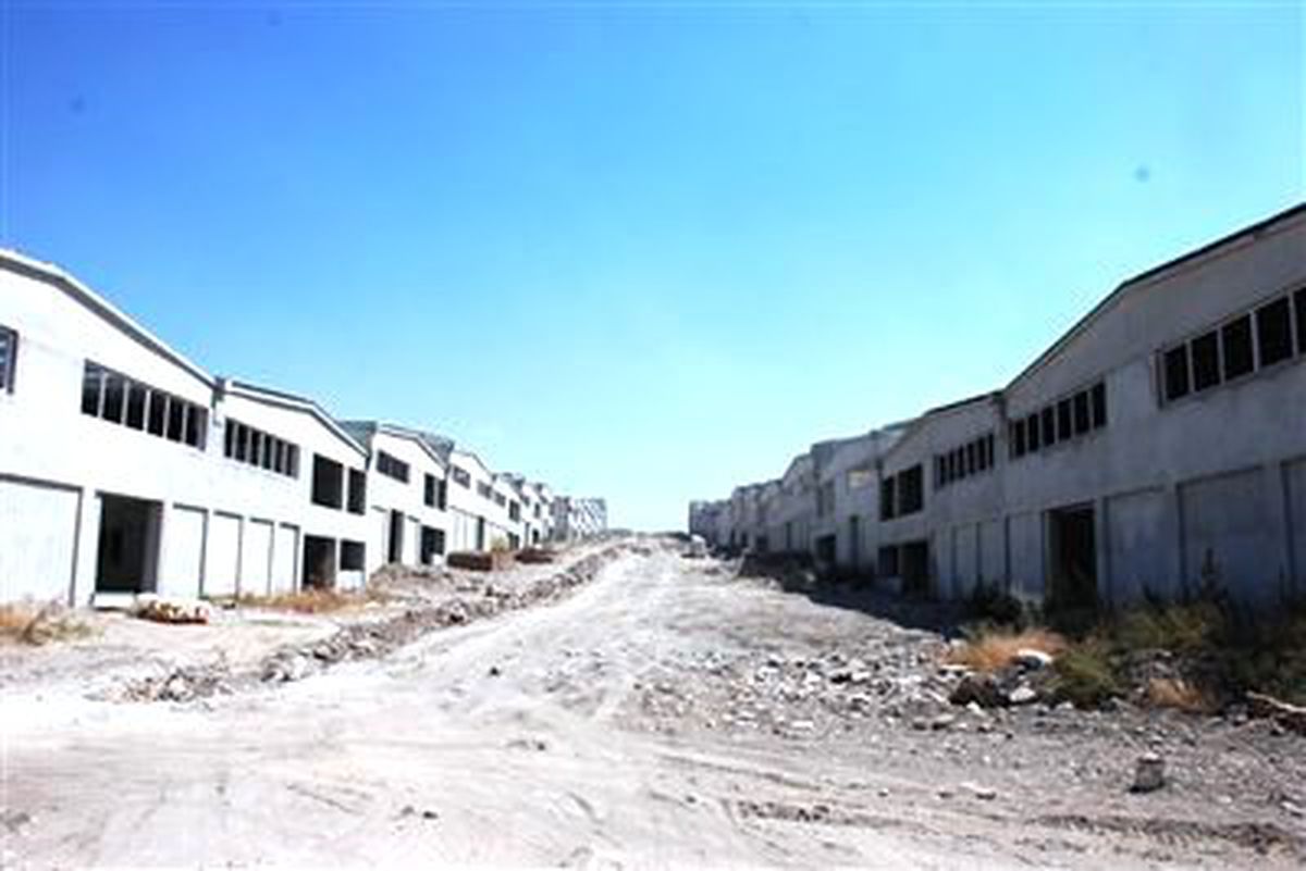Melikgazi Esnaf Sitesi\'nin Çevresini Düzenledi