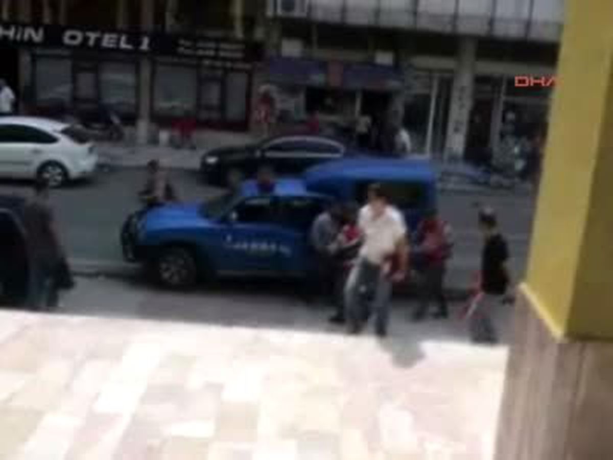 Motorlu Hızarla Arkadaşının Kafasını Kesen Zanlı Tutuklandı